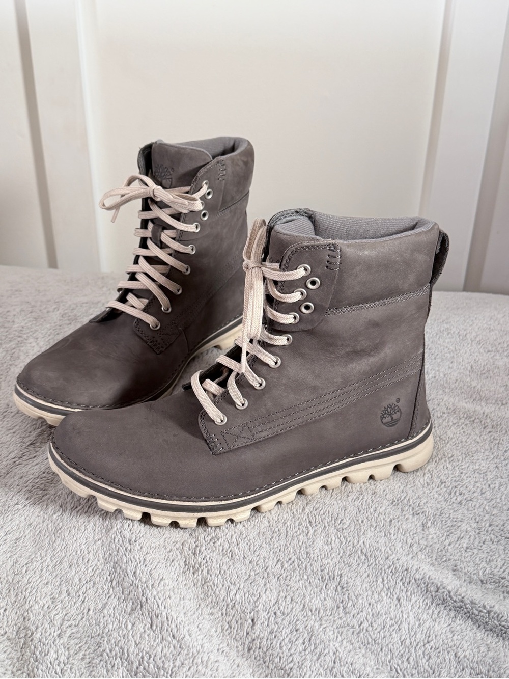 Timberland Brookton 6" Boots Women's Size 10 Grey Nubuck Leather